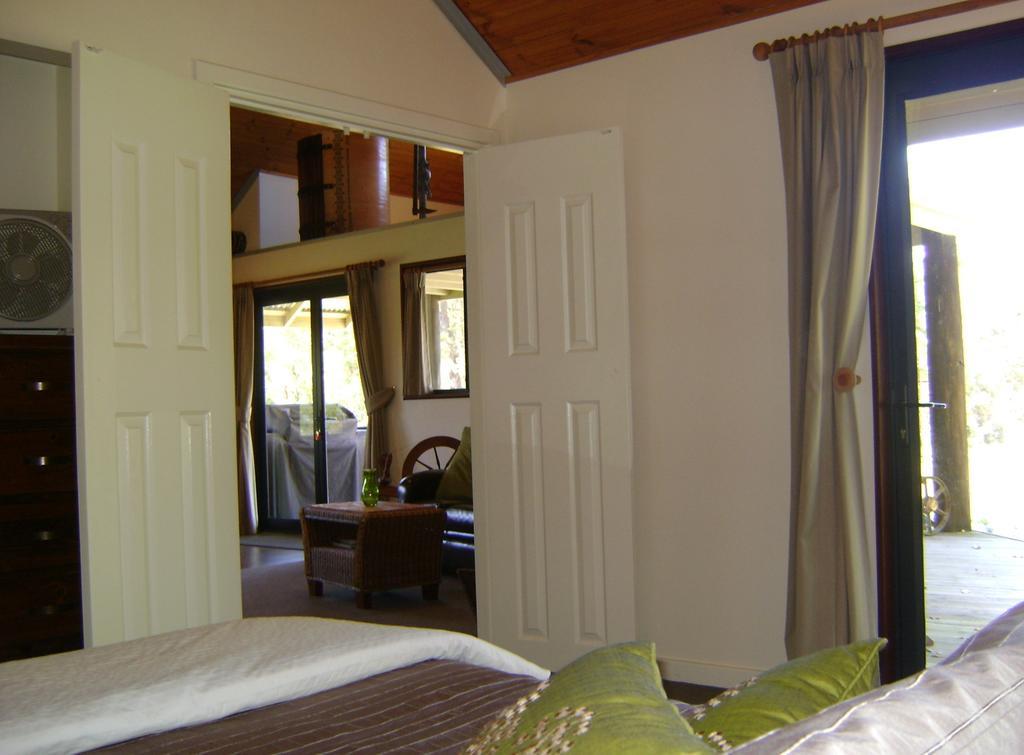 Scotsdale Valley Studios Harewood Room photo